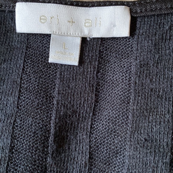 Anthropologie V-neck ribbed sweater with fringe trim - Picture 5 of 6